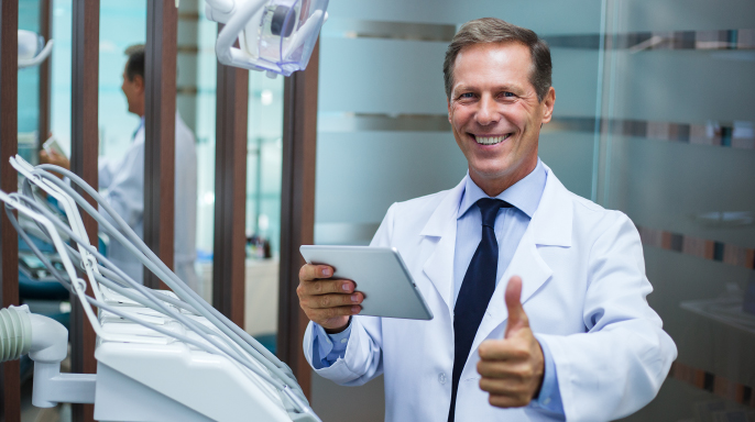 Od „schizofrenie“ k prosperitě a svobodě Od „schizofrenie“ k prosperitě a svobodě